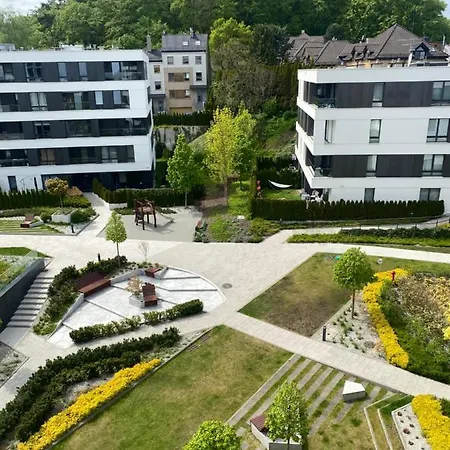 Apartment Hill